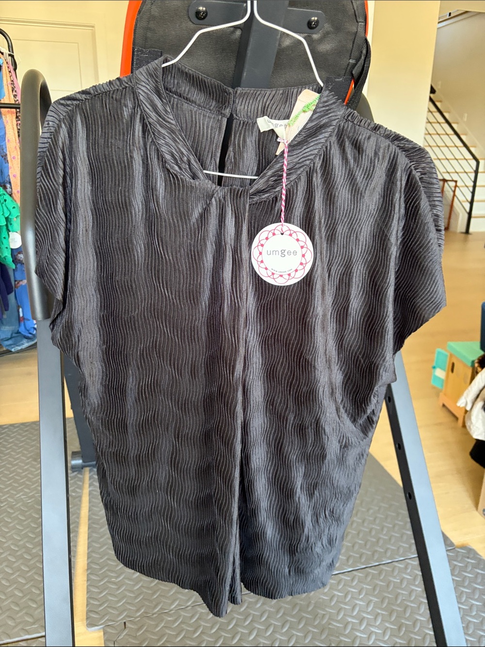 Umgee Black Textured Short Sleeve Blouse